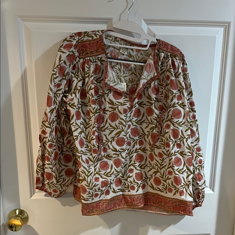Cream and Rose Pink Peasant Relaxed Tie Blouse NWT XS